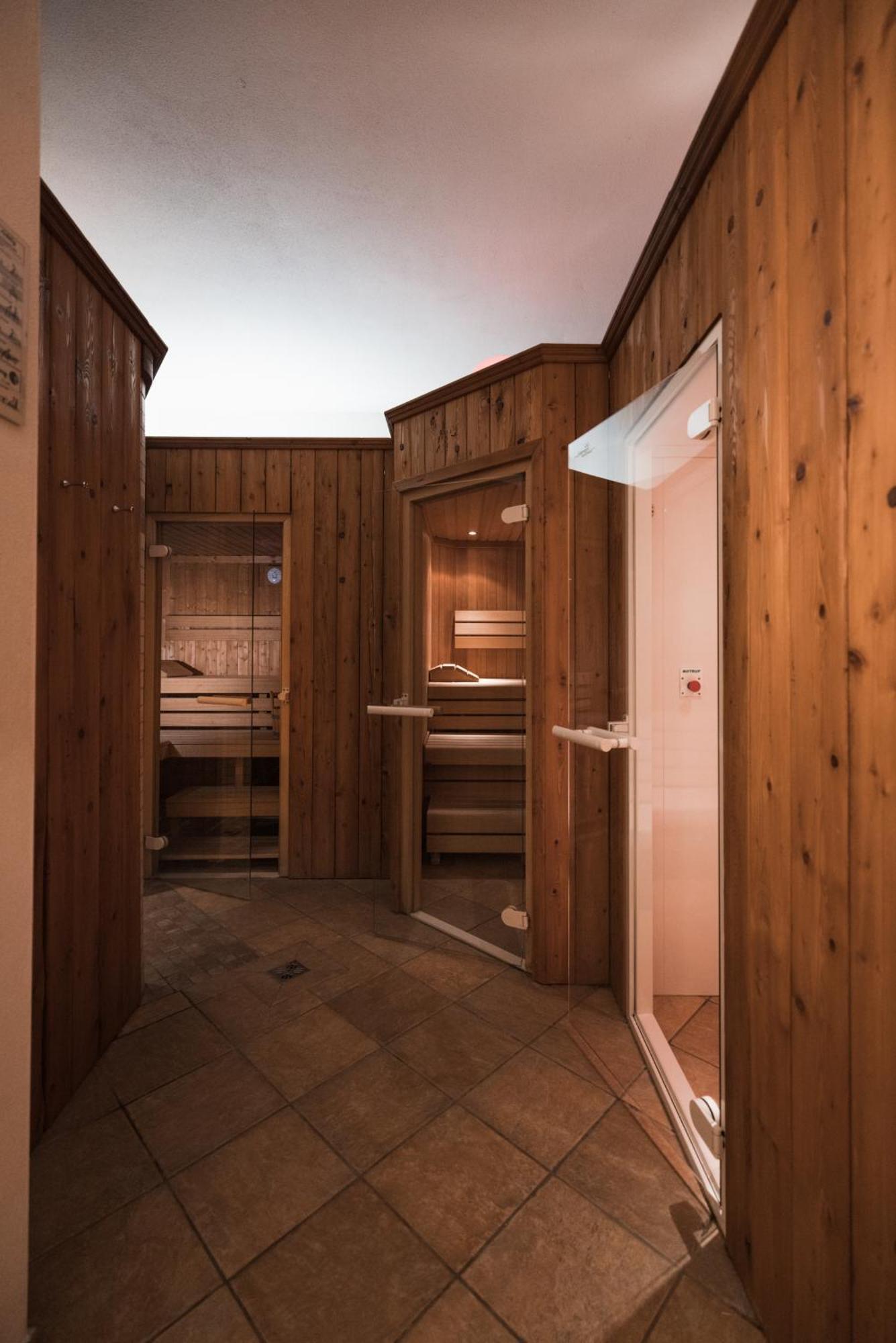 Hotel Goldener Stern Abtenau Kültér fotó