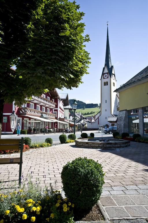 Hotel Goldener Stern Abtenau Kültér fotó