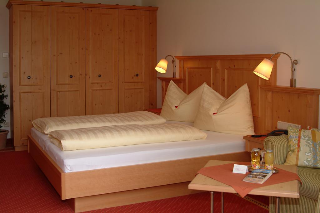 Hotel Goldener Stern Abtenau Kültér fotó